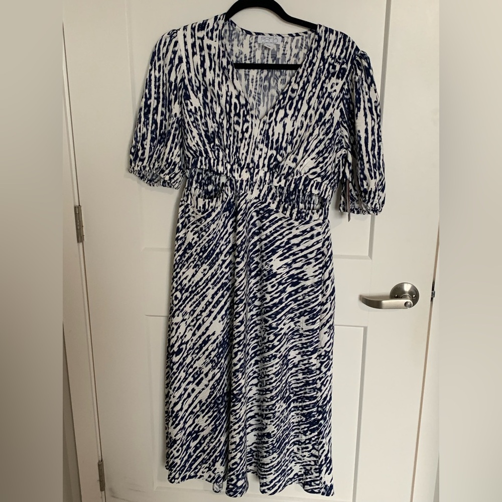 Sofia by Sofia Vergara Blue and White Midi Dress Medium with slit